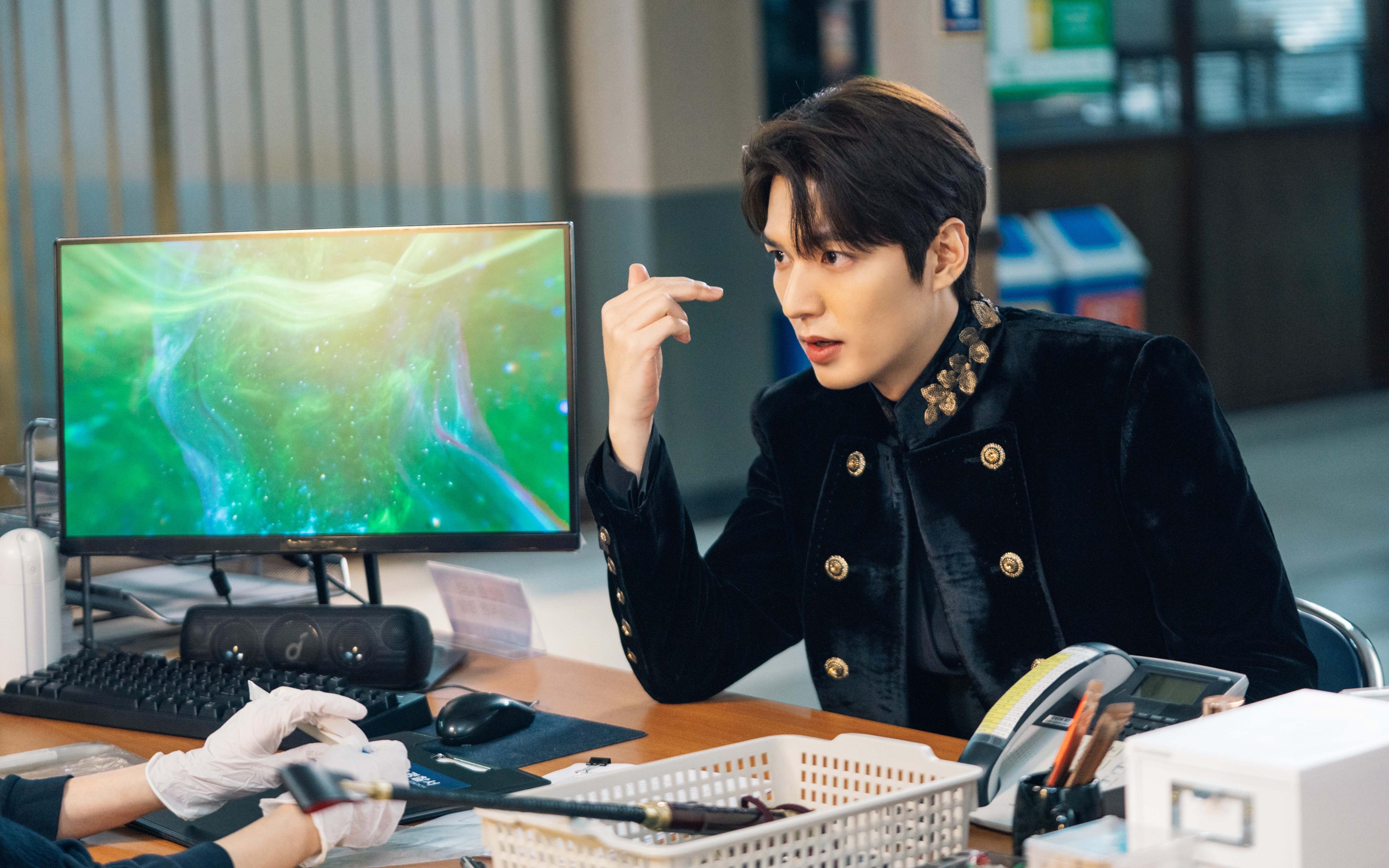 拉齐奥3-2国际米兰，奥斯梅恩和库卢塞夫斯基划破对手防线，拉齐奥vsac米兰比赛结果