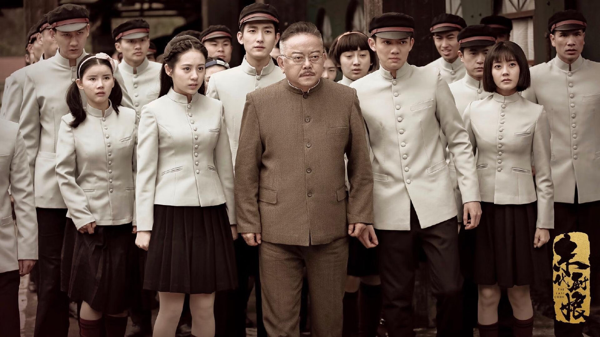 -阿贾克斯新星表现出色，对阵费内巴切备战，阿贾克斯最新引援