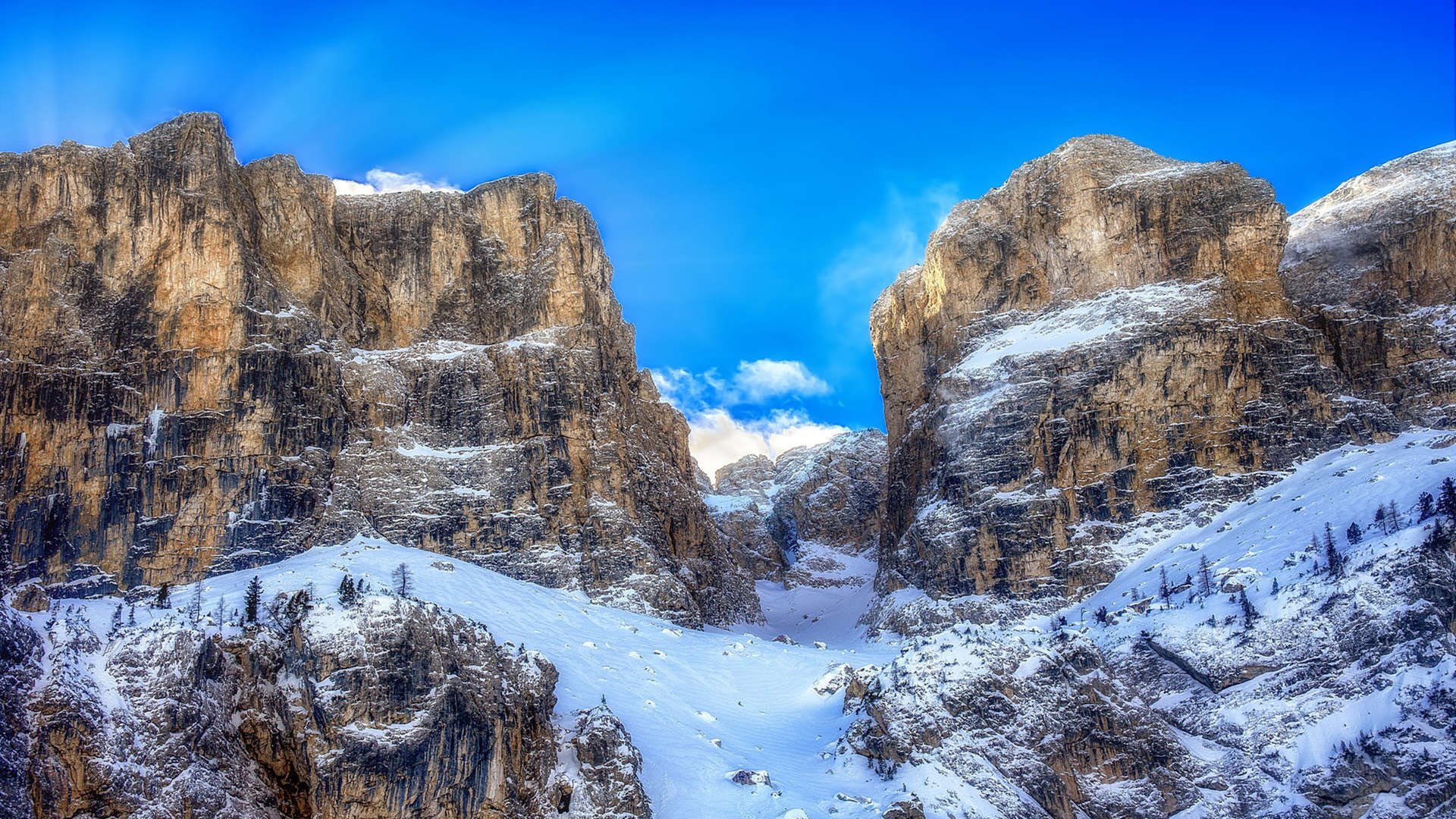 掘金季前赛对阵强敌全队拼劲十足，掘金今年季后赛战绩